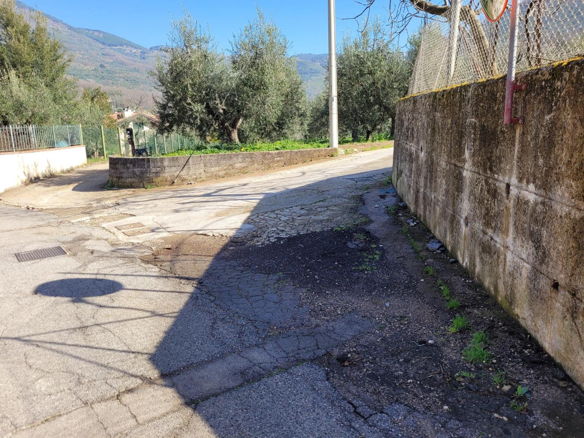 Alloggio Turistico Magnifico Alessandro Valle Bernardo 04025 Lenola Lt Cir 19063 Nei Pressi Di 04022 Fondi Lt מראה חיצוני תמונה